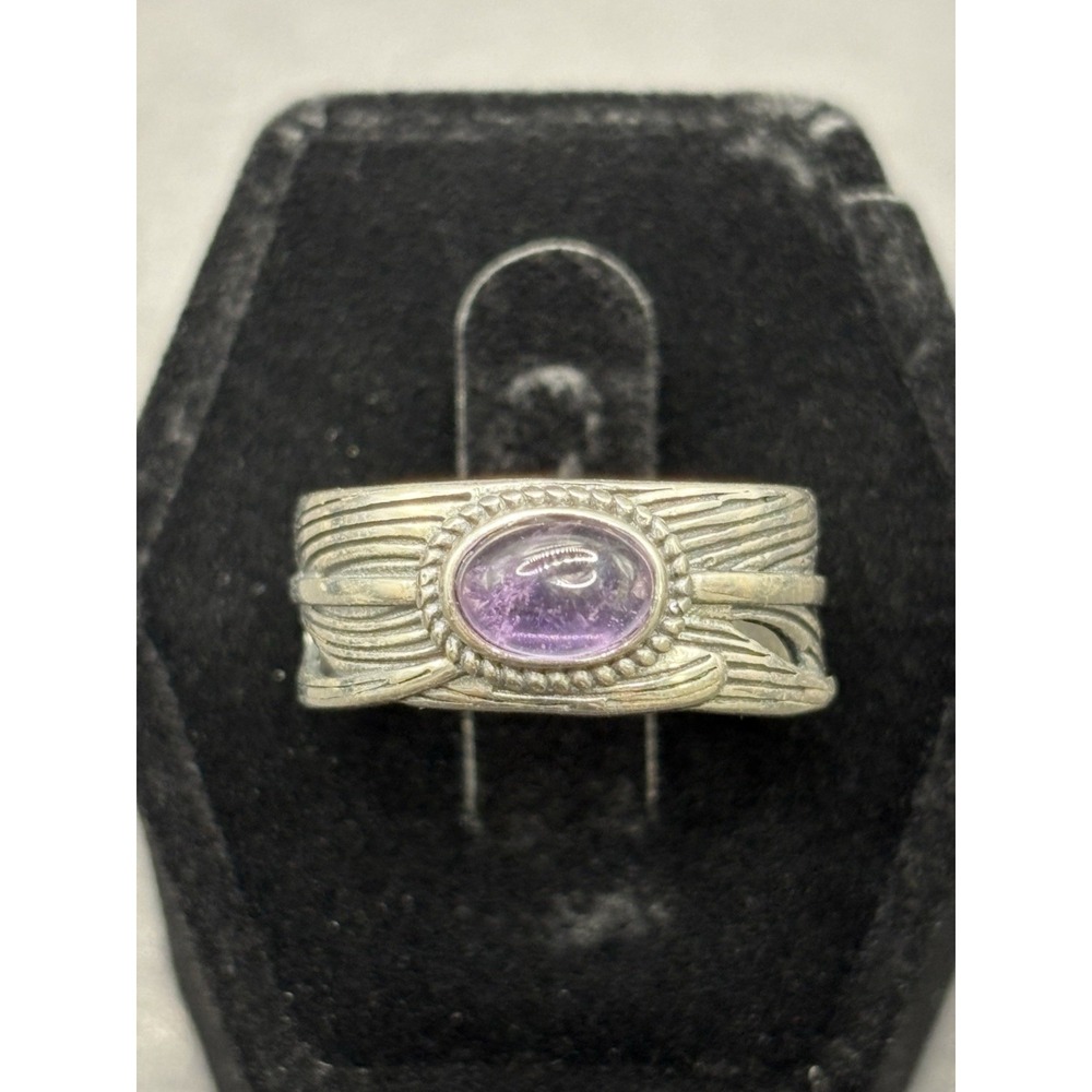 New Condition Sterling Silver Amethyst Ring Size 7 H19